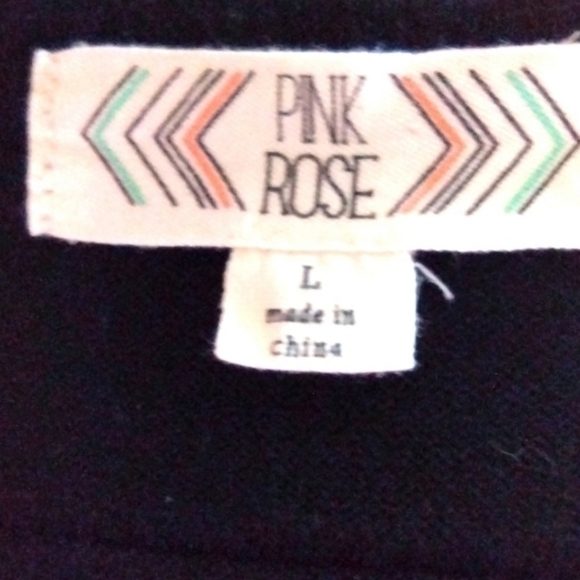 Pink Rose Black & White Knit Dress - Picture 4 of 4